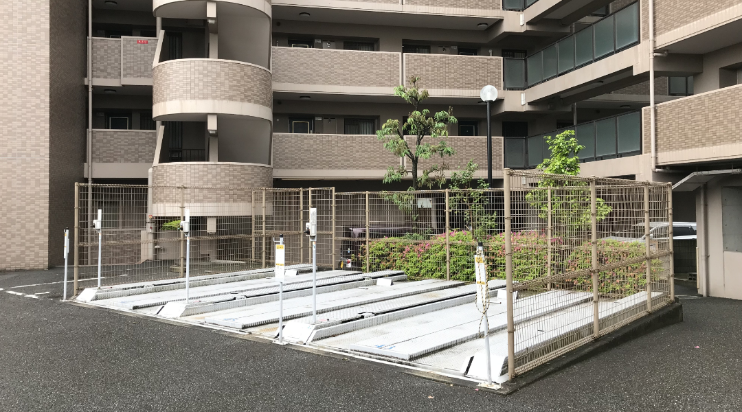 鋼板平面駐車場 リニューアル前